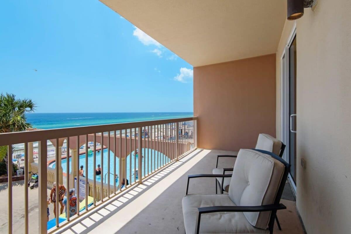 Brightly Furnished Beachfront Condominium By Brightwild بنما سيتي بيتش المظهر الخارجي الصورة